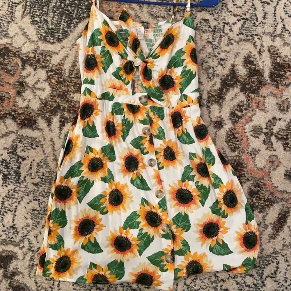 Women’s Sunflower Sundress